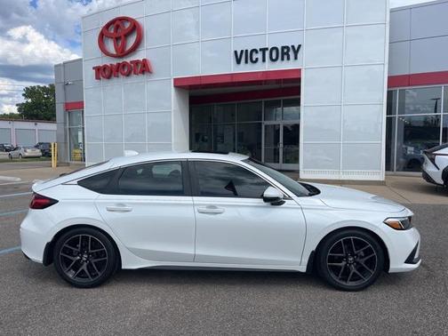Platinum White 2022 Honda Civic Sport Touring