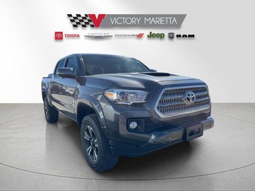 2017 Toyota Tacoma TRD Sport