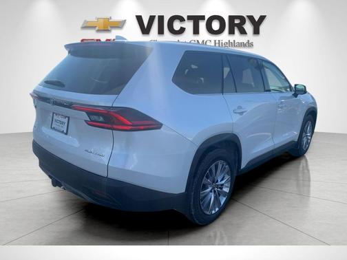 2025 Toyota Grand Highlander Platinum