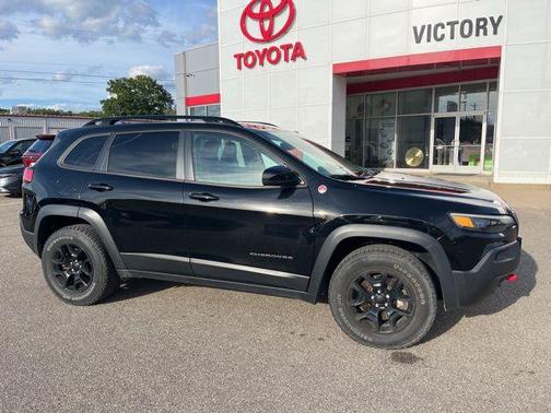 2022 Jeep Cherokee Trailhawk