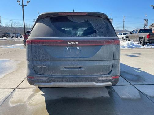 2024 Kia Carnival EX