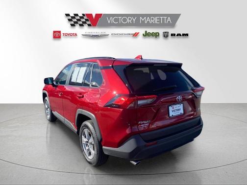 Pearl 2025 Toyota RAV4 Hybrid XLE