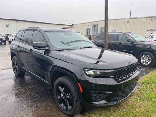 2023 Jeep Grand Cherokee Altitude