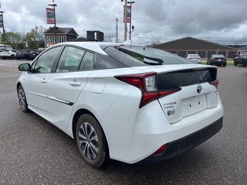 2022 Toyota Prius XLE