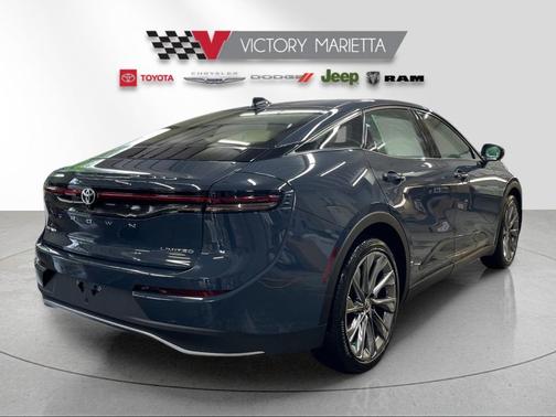 Cloud 2026 Toyota Crown Limited