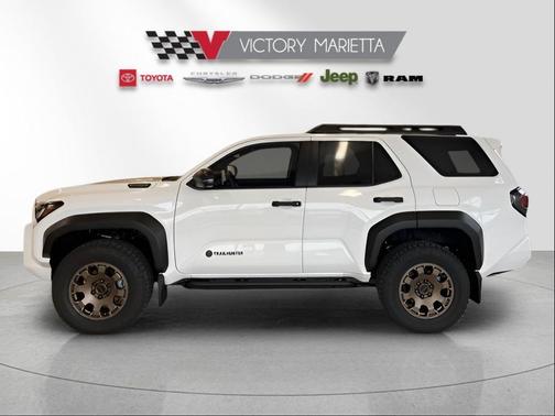 2025 Toyota 4Runner Hybrid Trailhunter