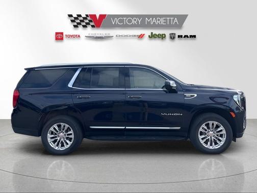2024 GMC Yukon SLT