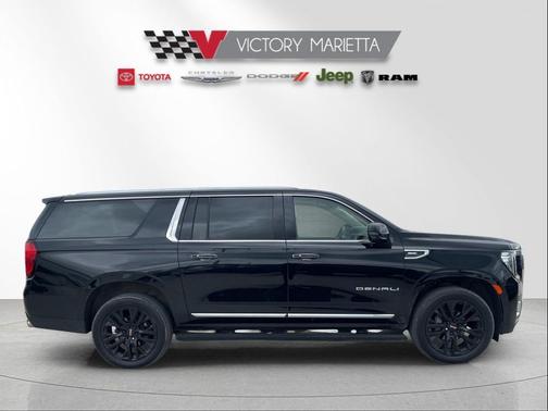 Onyx Black 2021 GMC Yukon XL Denali