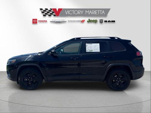 Diamond Black Crystal Pearlcoat 2020 Jeep Cherokee Altitude