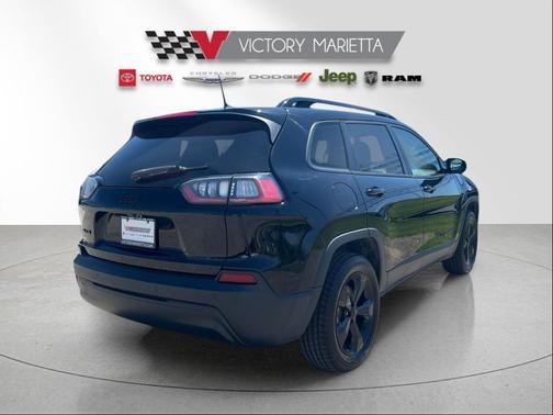 Diamond Black Crystal Pearlcoat 2020 Jeep Cherokee Altitude