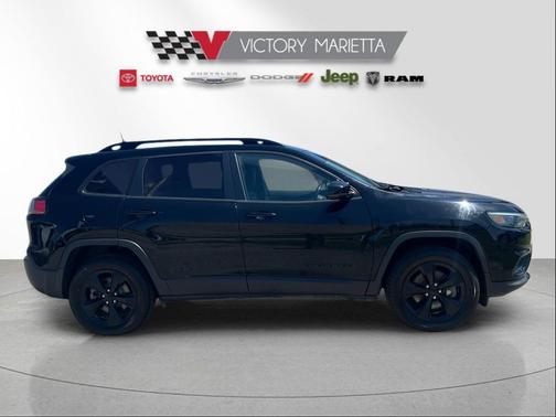 Diamond Black Crystal Pearlcoat 2020 Jeep Cherokee Altitude