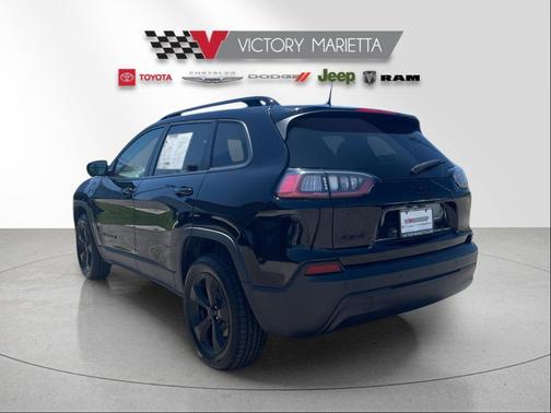 Diamond Black Crystal Pearlcoat 2020 Jeep Cherokee Altitude