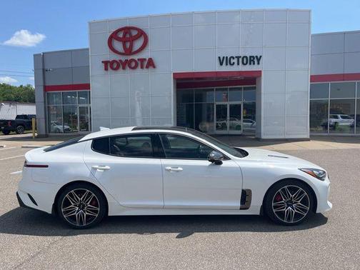 2022 Kia Stinger GT2