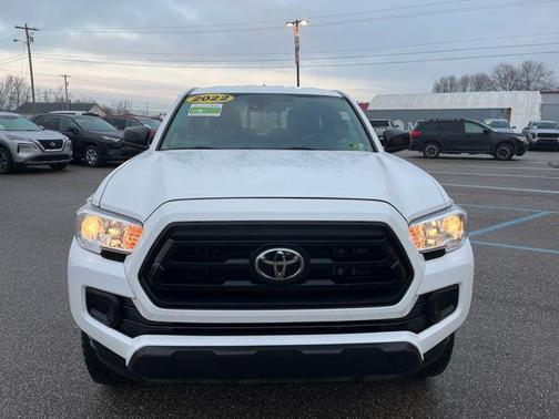 2022 Toyota Tacoma SR