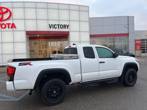 2022 Toyota Tacoma SR