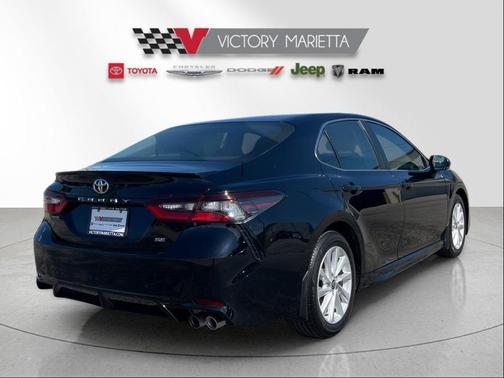 Midnight Black 2024 Toyota Camry SE