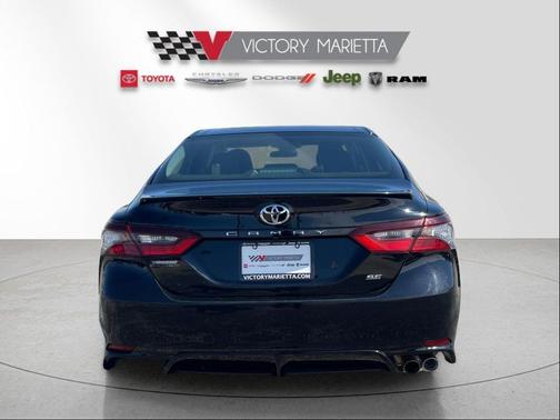Midnight Black 2024 Toyota Camry SE