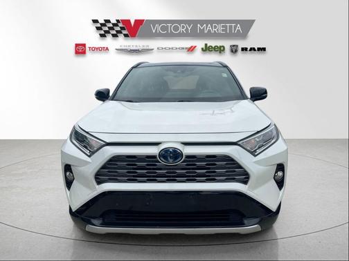 Blizzard Pearl 2019 Toyota RAV4 Hybrid SE