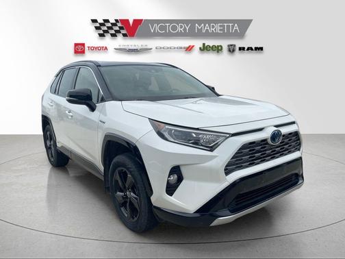 Blizzard Pearl 2019 Toyota RAV4 Hybrid SE