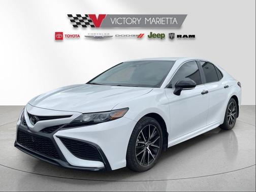 Ice Cap 2024 Toyota Camry SE