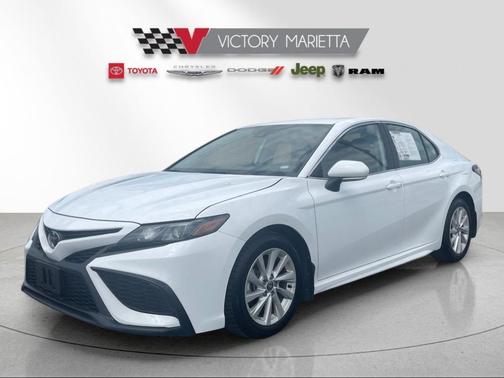 Ice Cap 2024 Toyota Camry SE