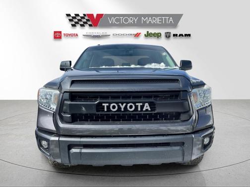 2017 Toyota Tundra SR