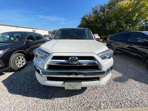 Blizzard Pearl 2018 Toyota 4Runner Limited
