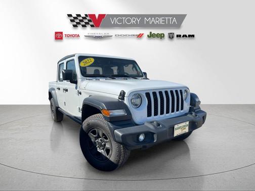 2022 Jeep Gladiator Sport