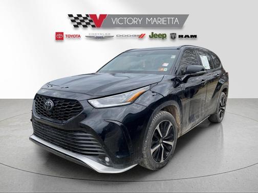 2022 Toyota Highlander XSE