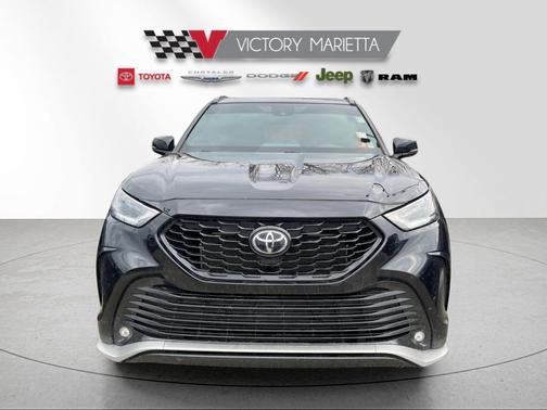 2022 Toyota Highlander XSE
