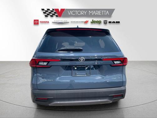 Cloud 2026 Toyota Grand Highlander Hybrid Limited