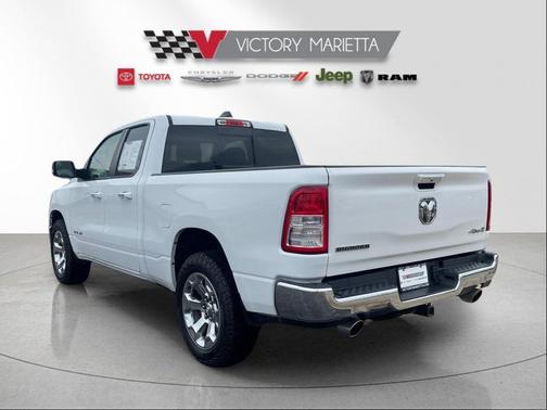 Bright White Clearcoat 2019 RAM 1500 Big Horn