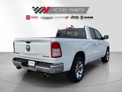 Bright White Clearcoat 2019 RAM 1500 Big Horn