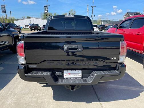 Midnight Black Metallic 2022 Toyota Tacoma TRD Sport