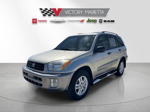 Vintage Gold 2002 Toyota RAV4 Base