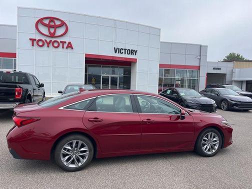 2021 Toyota Avalon XLE