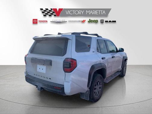 2025 Toyota 4Runner SR5
