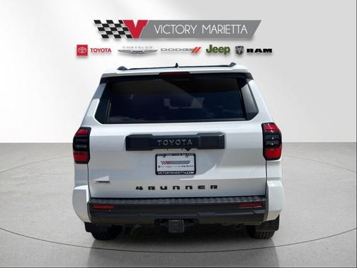 Ice 2025 Toyota 4Runner SR5