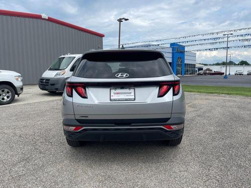Shimmering Silver 2024 Hyundai TUCSON SEL