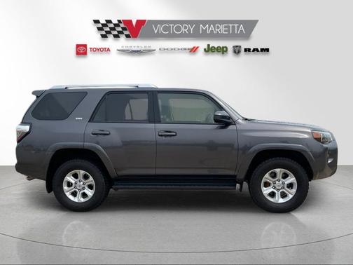 Magnetic Gray Metallic 2016 Toyota 4Runner SR5