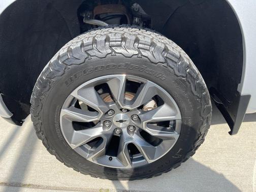 Silver Ice Metallic 2019 Chevrolet Silverado 1500 RST