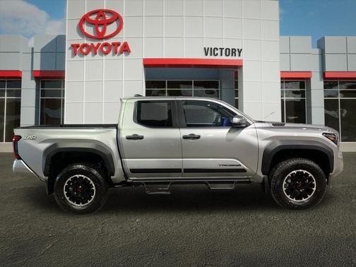 2026 Toyota Tacoma Hybrid TRD Off Road