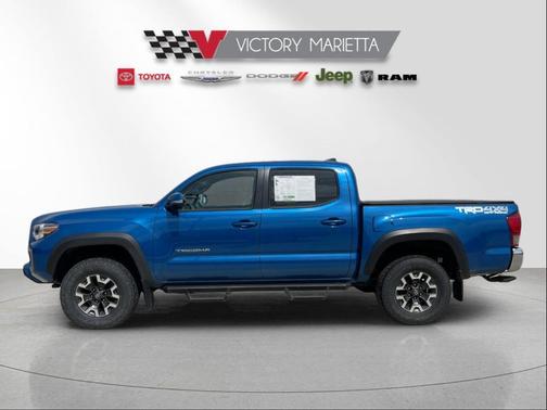 Blazing Blue Pearl 2017 Toyota Tacoma Base