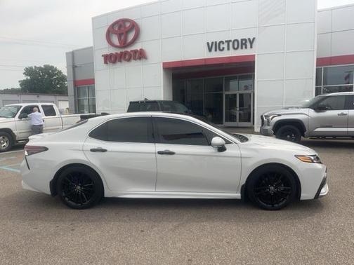 Ice Edge 2022 Toyota Camry XSE