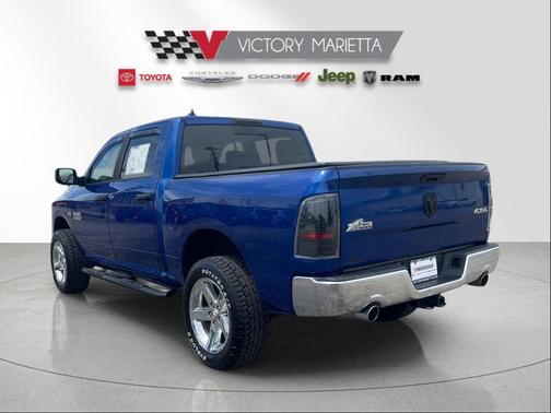 Blue Streak Pearlcoat 2014 RAM 1500 Big Horn