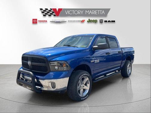 Blue Streak Pearlcoat 2014 RAM 1500 Big Horn