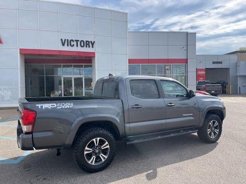 2017 Toyota Tacoma TRD Sport