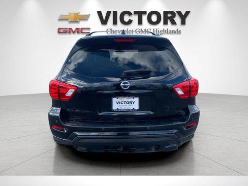 2020 Nissan Pathfinder SL 4WD