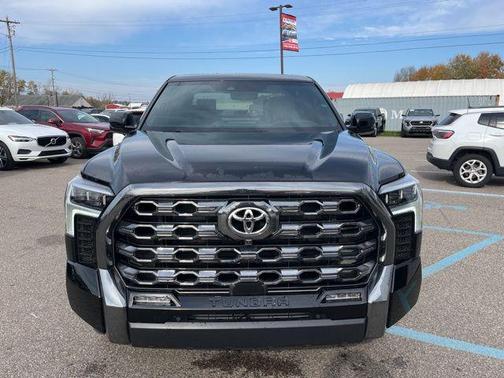 2025 Toyota Tundra Hybrid Platinum