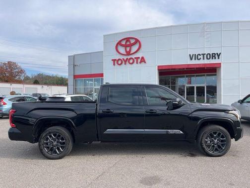 2025 Toyota Tundra Hybrid Platinum